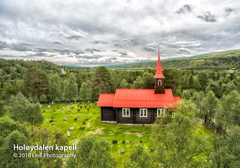 Holøydalen kapell. Foto: Liell Photography